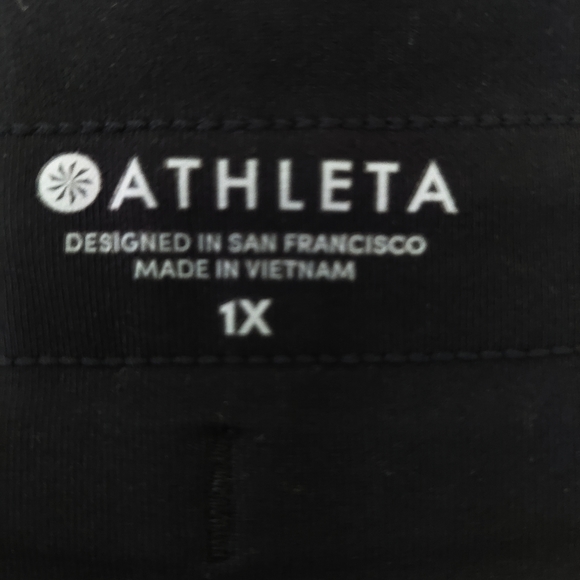 Athleta Drawstring Shorts - Picture 3 of 6